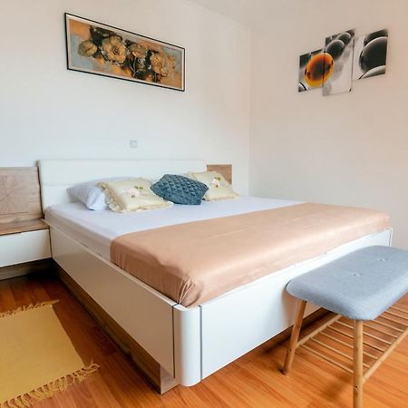 לופאר Apartmani Ivan מראה חיצוני תמונה