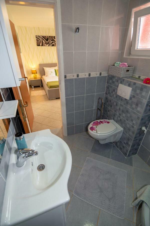 לופאר Apartmani Ivan מראה חיצוני תמונה