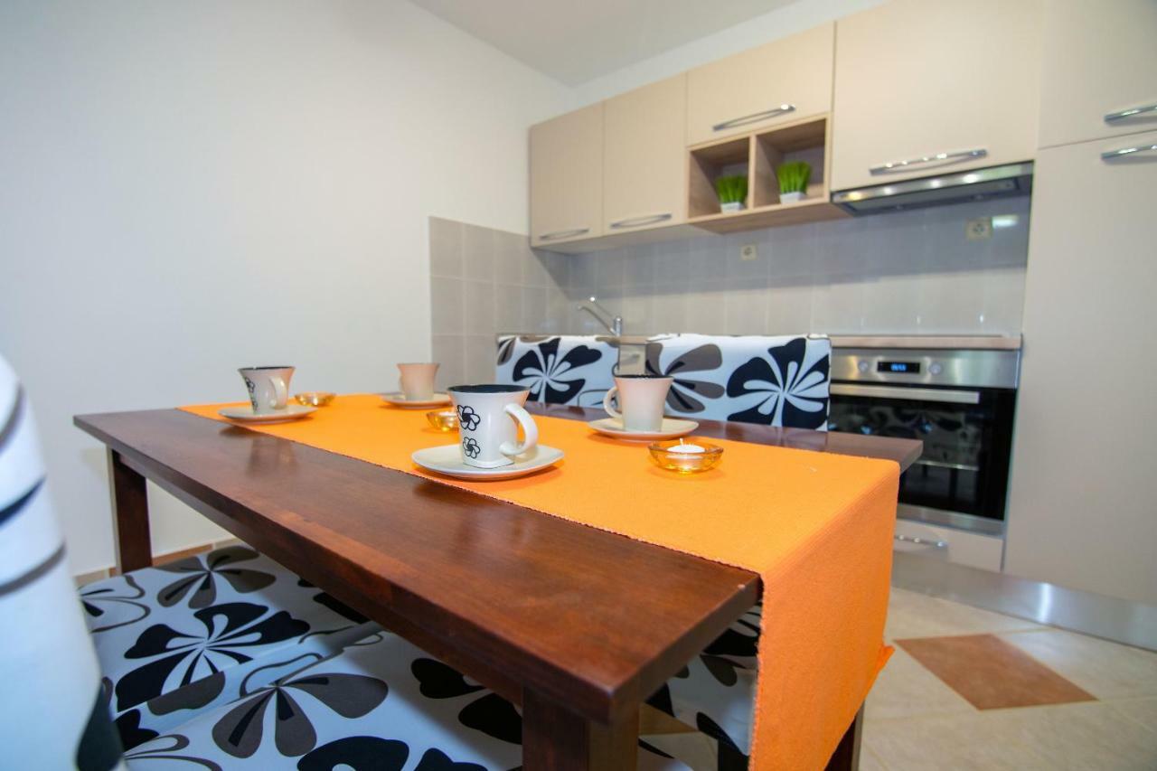 לופאר Apartmani Ivan מראה חיצוני תמונה