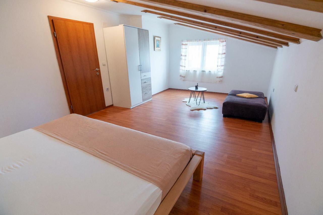 לופאר Apartmani Ivan מראה חיצוני תמונה