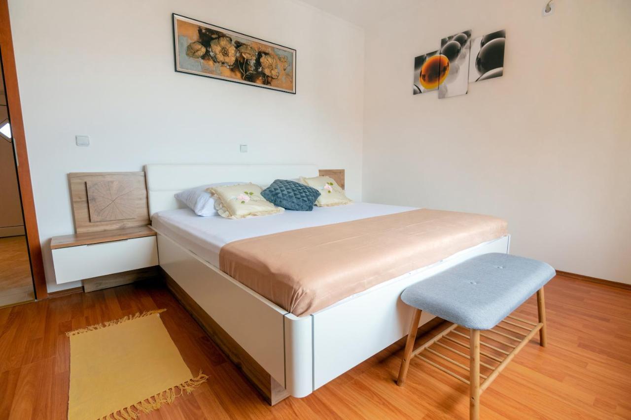 לופאר Apartmani Ivan מראה חיצוני תמונה